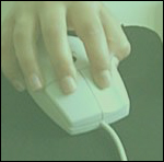 Posicin de la mano encima del ratn